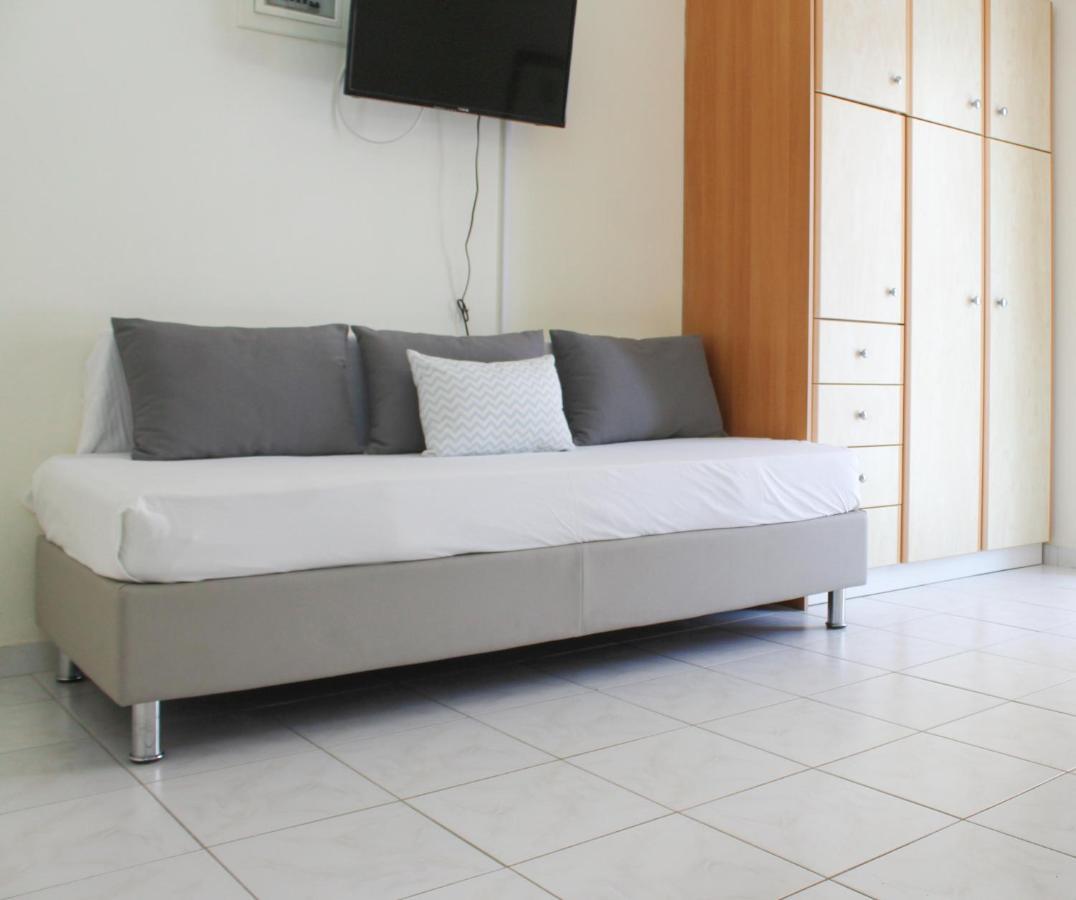 Iason Apartments Loutrá Edipsoú Eksteriør bilde