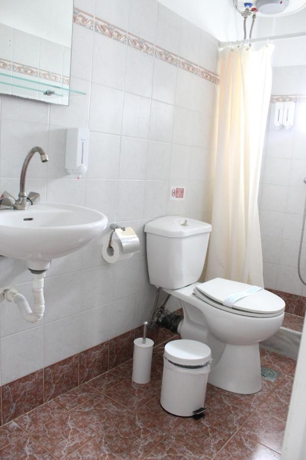 Iason Apartments Loutrá Edipsoú Eksteriør bilde