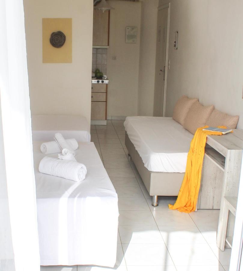 Iason Apartments Loutrá Edipsoú Eksteriør bilde
